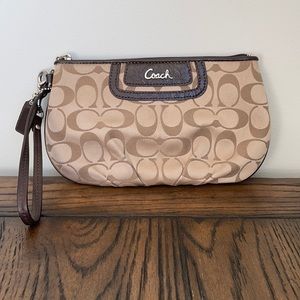 Coach Wristlet *like new*